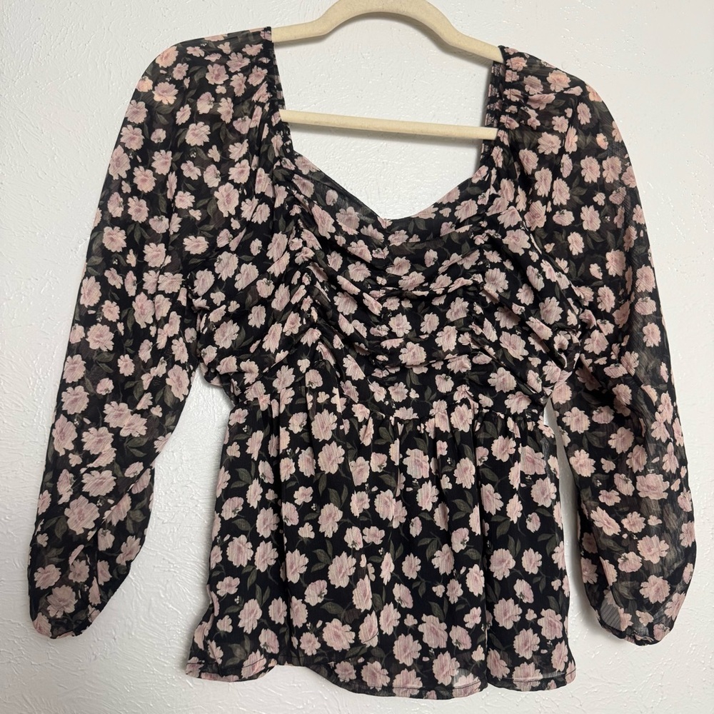 American Eagle Outfitters Black and‎ Pink Floral Blouse
